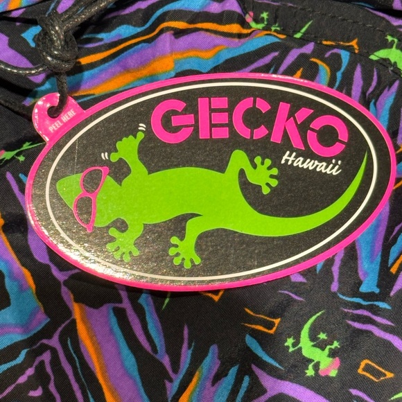 Colorful Geometric  Shorts - Picture 4 of 6